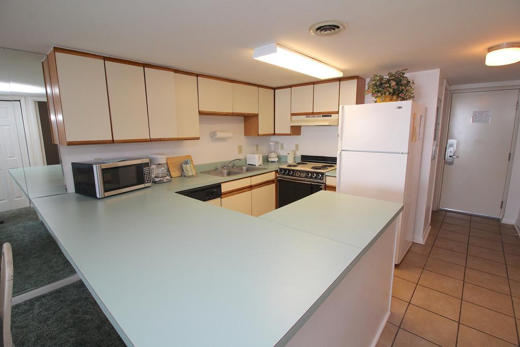 Bay Club Resort By Kees Vacations Ocean City Room photo