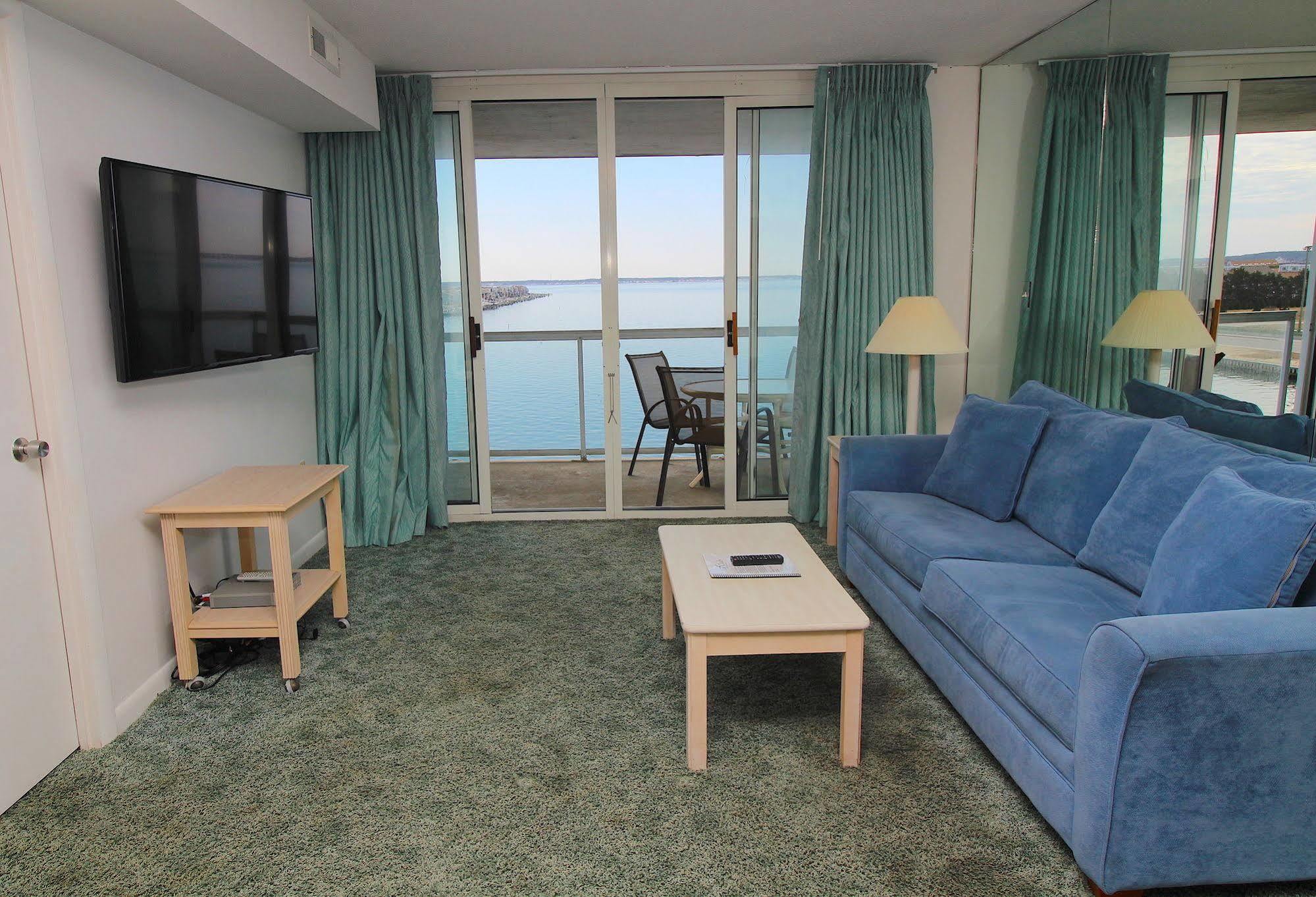 Bay Club Resort By Kees Vacations Ocean City Exterior photo